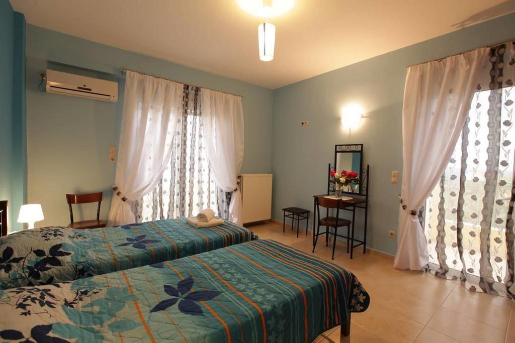 Villa Christine Aliveri Zimmer foto